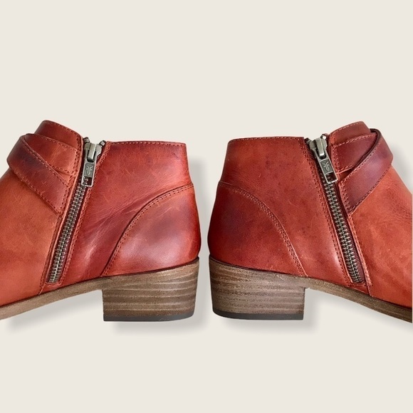 Frye Ray Leather Belt Western Shootie/Ankle Bootie - Picture 13 of 16